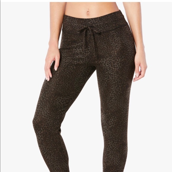 Beyond Yoga Lounge Around Jogger